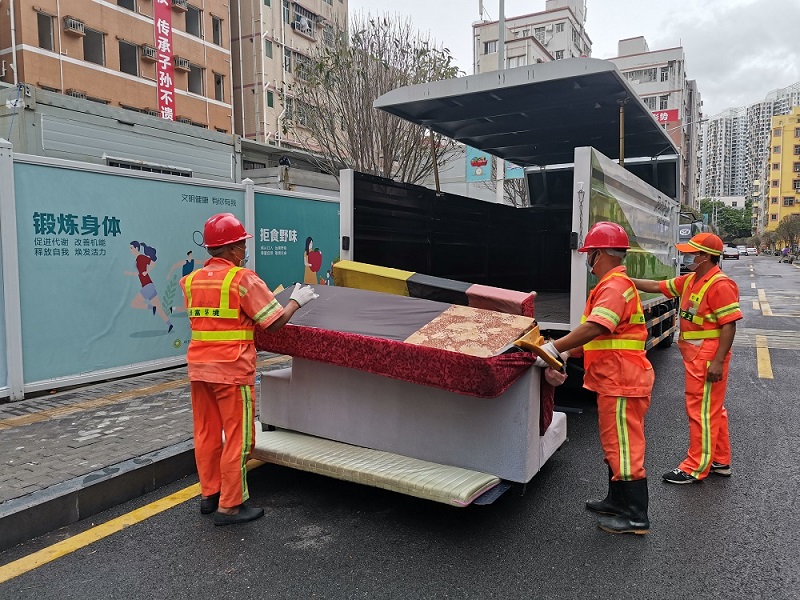 垃圾清运工人背后的故事 垃圾清运工人背后的故事